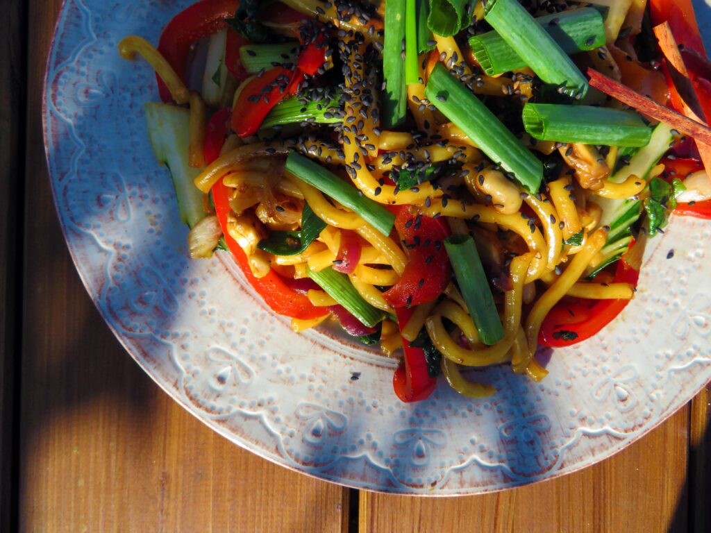 Veggie stir-fried noodles-rootsandcook