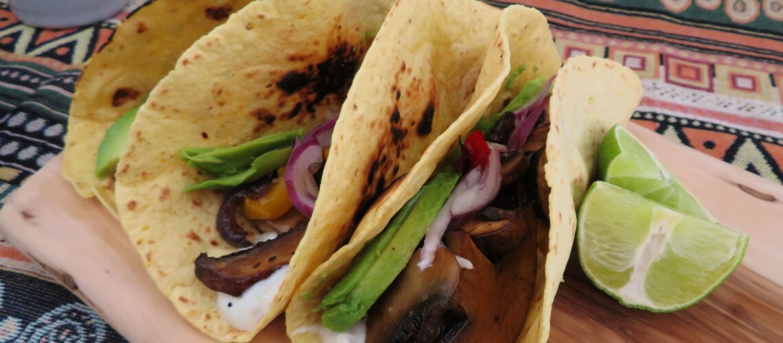 Roasted mushroom tacos with garlic yogurt sauce 6-rootsandcook