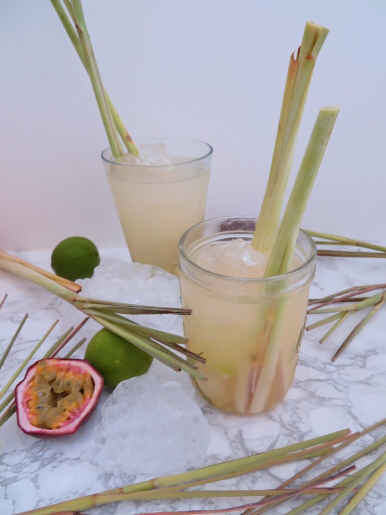 Lemongrass iced tea with passion fruit-rootsandcook