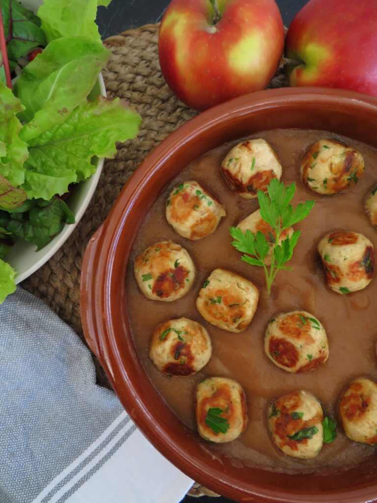 Roasted chicken meatballs with applesauce-rootsandcook