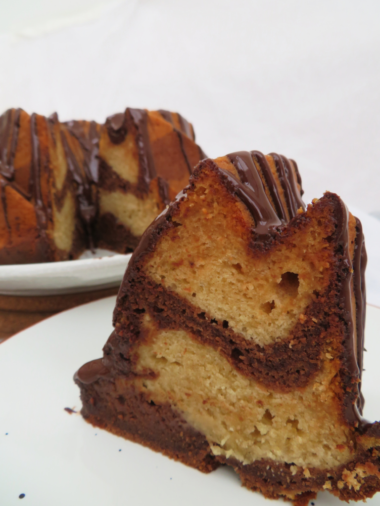 chocolate olive oil cake - bizcocho marmolado de chocolate y aceite de oliva