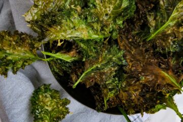 easy kale chips in a bowl-summer snack