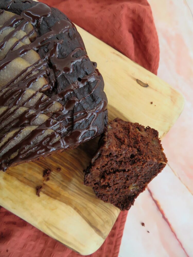 slow cooker chocolate and pear cake-rootsandcook