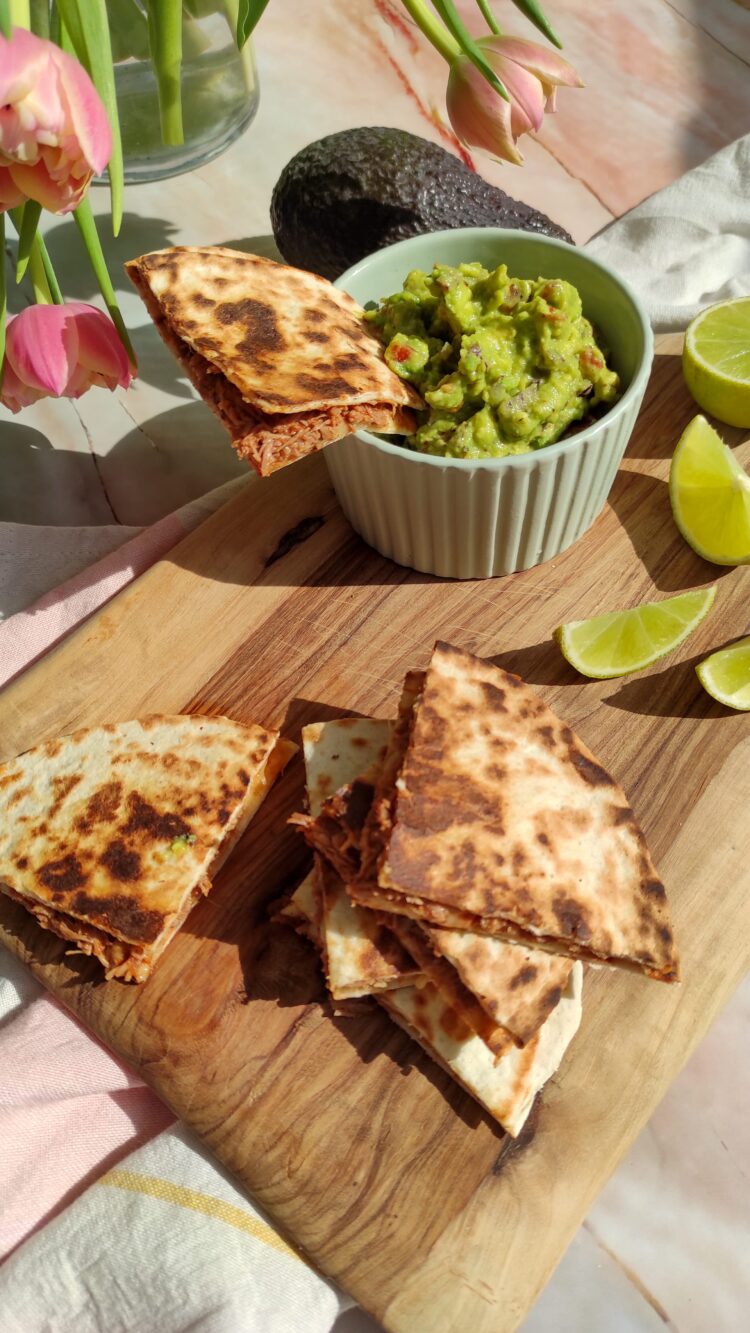 pulled turkey quesadillas with guacamole dip-rootsandcook
