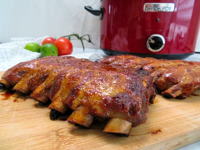 Easy slow cooker pork ribs - RootsandCook