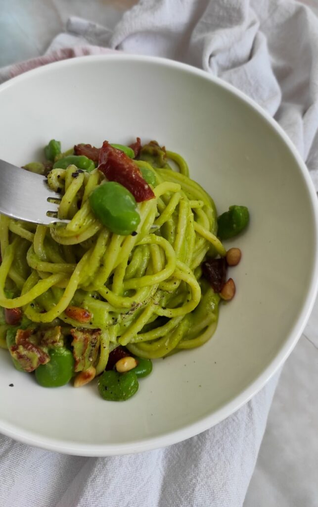 Pasta with fava beans pesto-rootsandcook