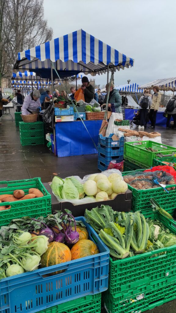 farmers market-donde comer en edimburgo