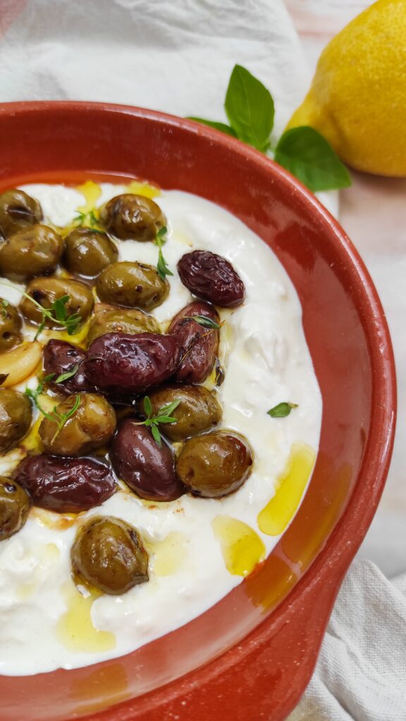 Baked olives with stracciatella-rootsandcook