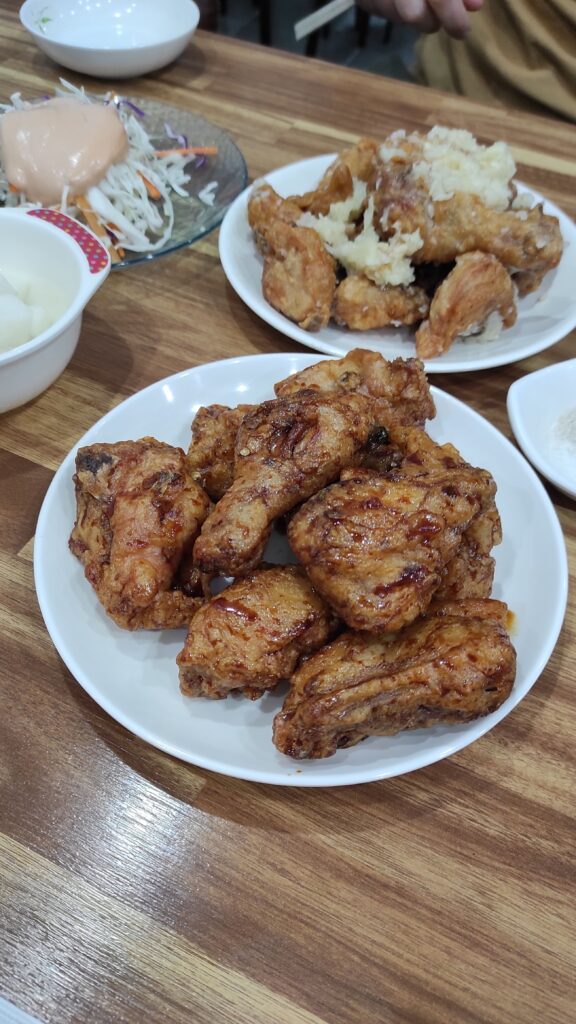 South-Korea-food-guide-by-a-foodie-rootsandcook-Gyeongju-thank-you-chicken