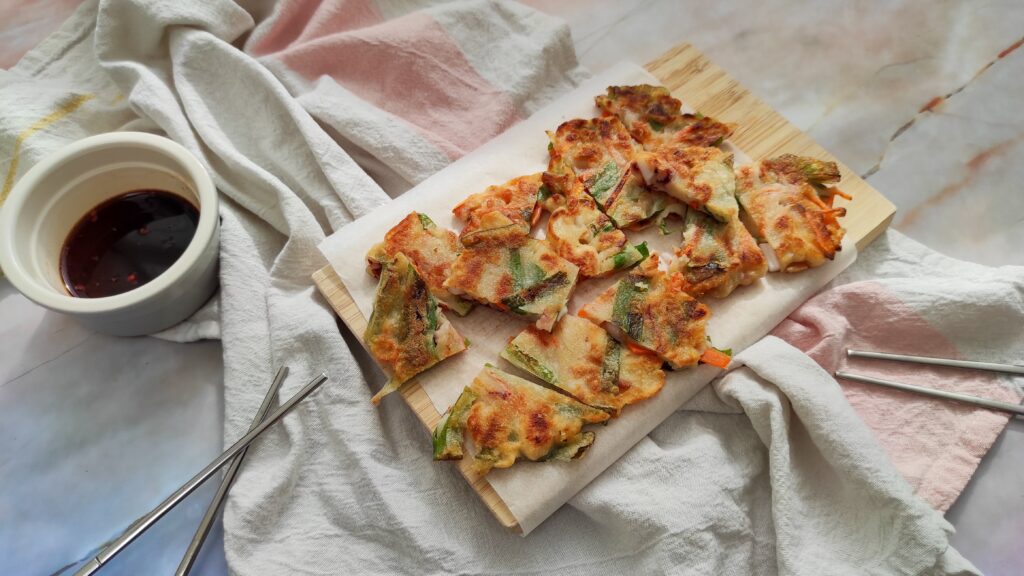 Korean pancakes - haemul pajeon-rootsandcook