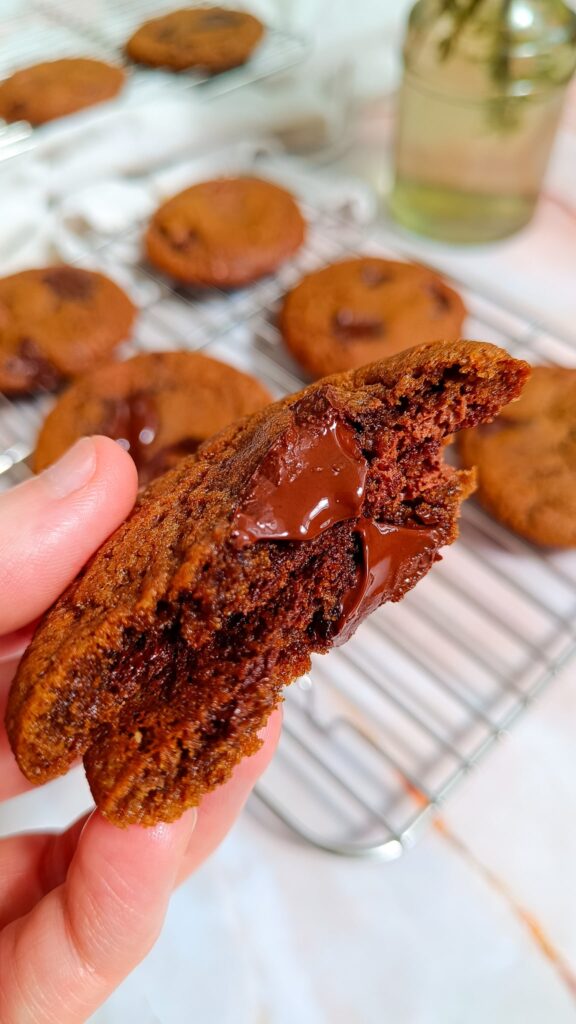 galletas de chocolate y café-chewy chocolate-espresso cookies-rootsandcook