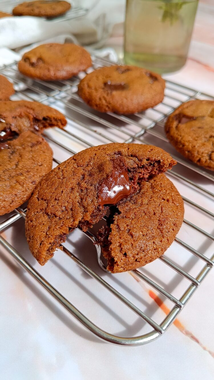 galletas de chocolate y café-chewy chocolate-espresso cookies-rootsandcook