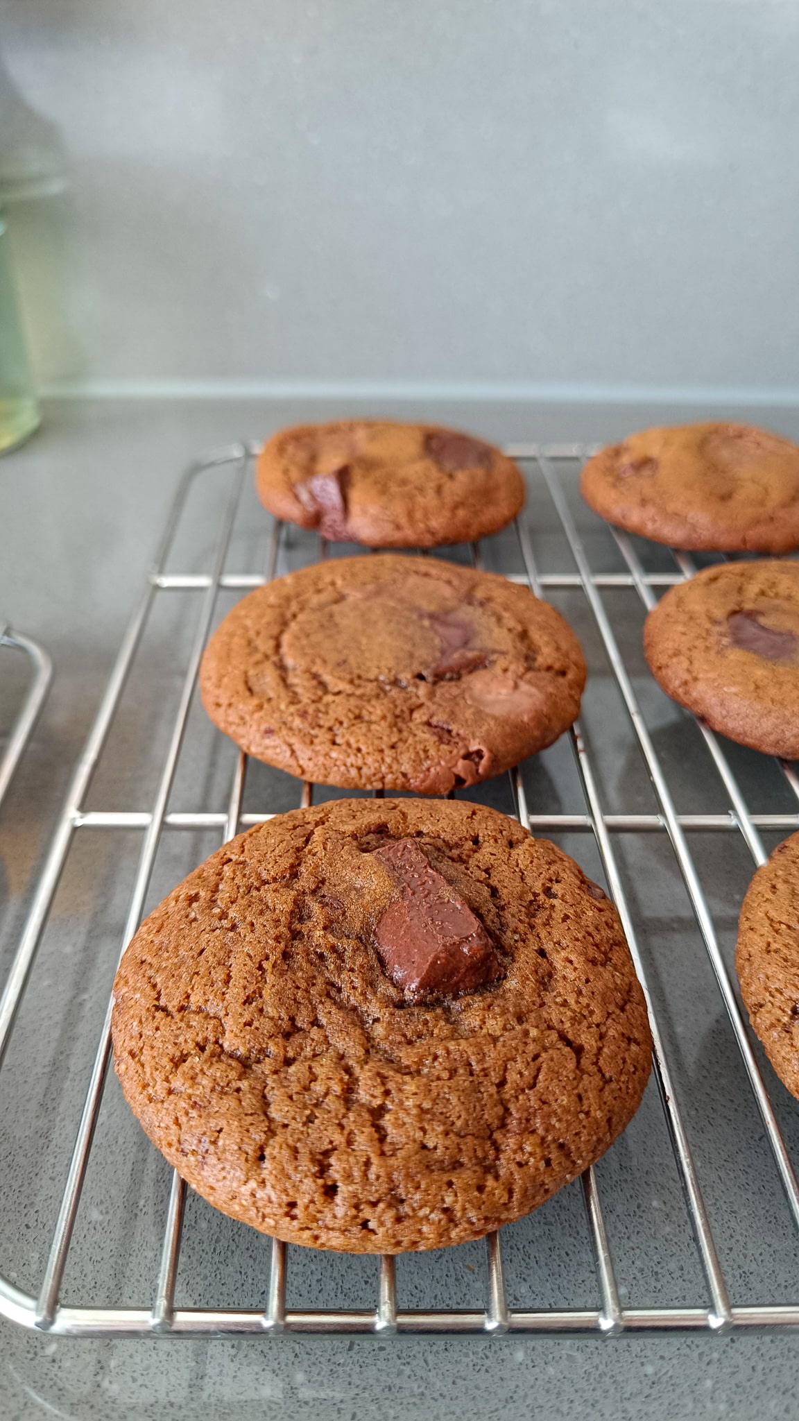 galletas de chocolate y café-chewy chocolate-espresso cookies-rootsandcook